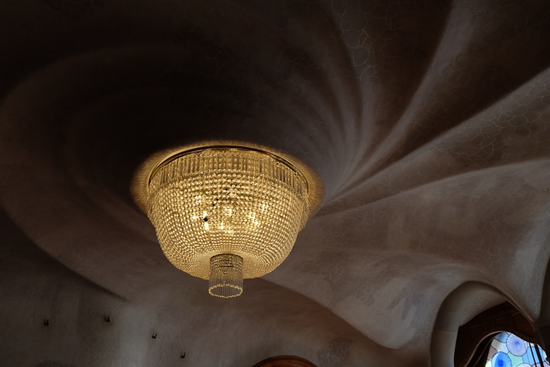 Photo Alabaster Cluster Ceiling Lamp